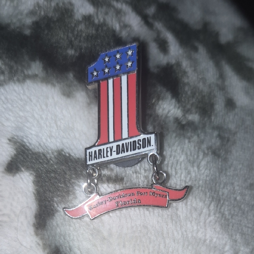 Harley-Davidson Stars and Stripes Pin-Fort Myers, Florida